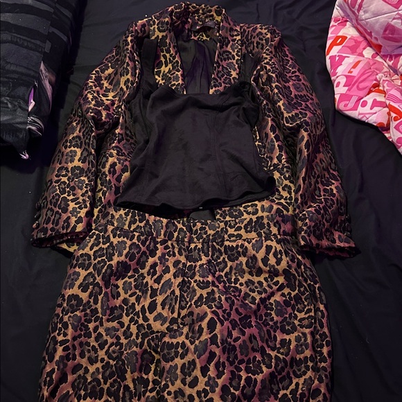 Fashion Nova Leopard Print Pantsuit - Picture 2 of 2